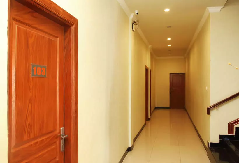 ホテル Airy Panakkukang Pettarani Tiga 17 Makassar