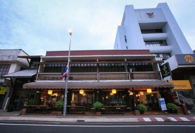 בית מלון כפרי Ban Chang Tong