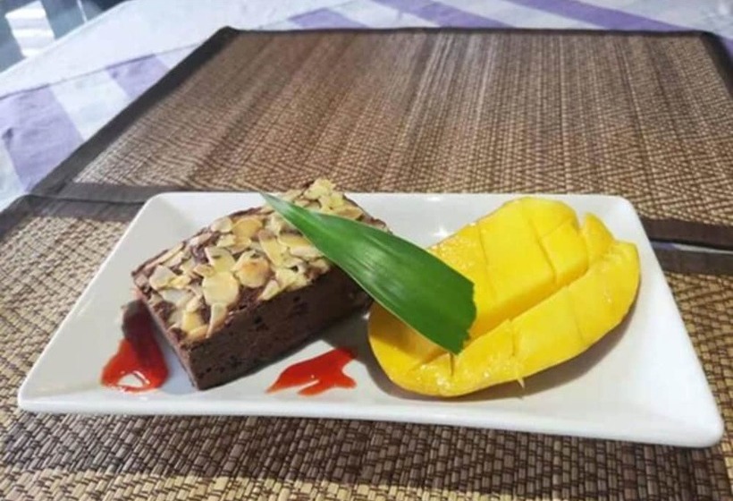 בית מלון כפרי Ban Chang Tong