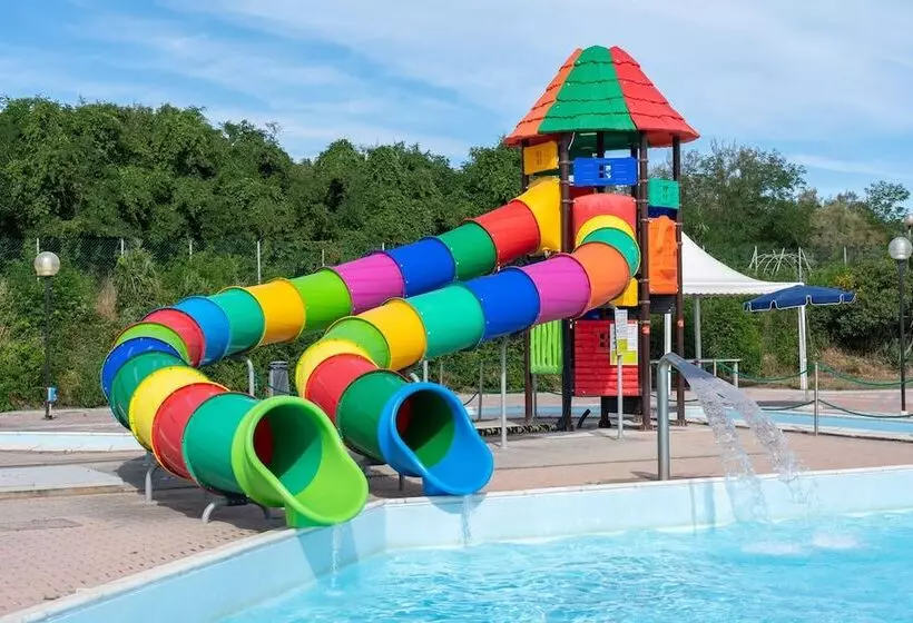 هتل Campingvillaggio Atlanta E Mediterraneo  Campground