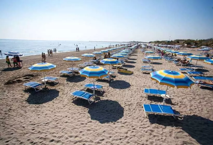 هتل Campingvillaggio Atlanta E Mediterraneo  Campground