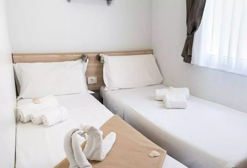 هتل Campingvillaggio Atlanta E Mediterraneo  Campground