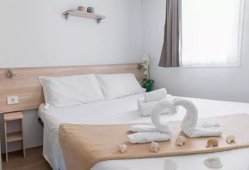 هتل Campingvillaggio Atlanta E Mediterraneo  Campground
