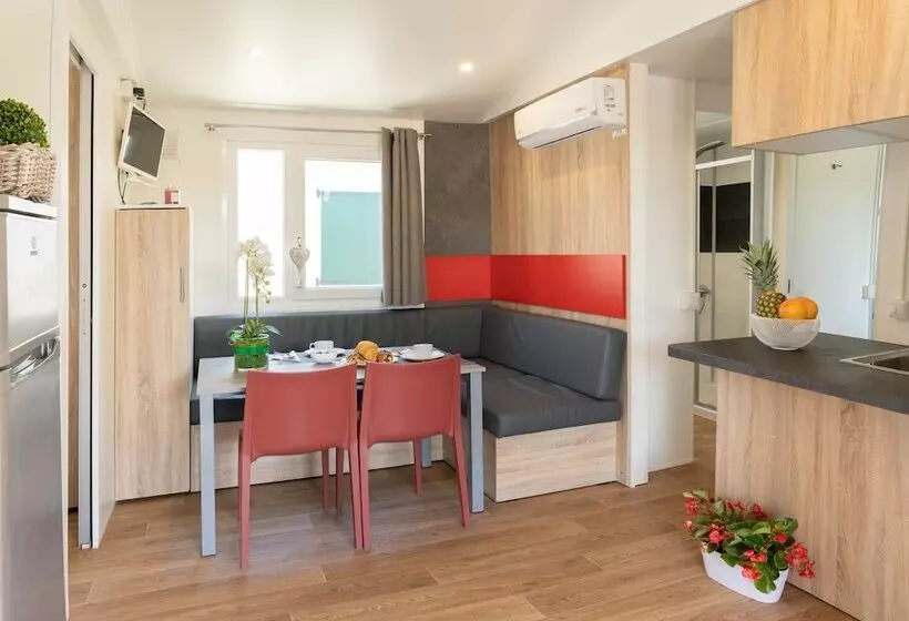 هتل Campingvillaggio Atlanta E Mediterraneo  Campground