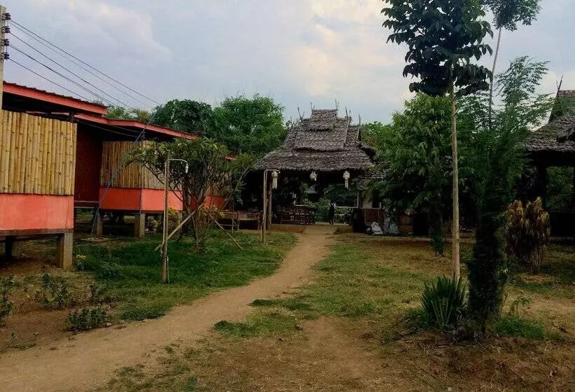 ホテル Family Hut Pai