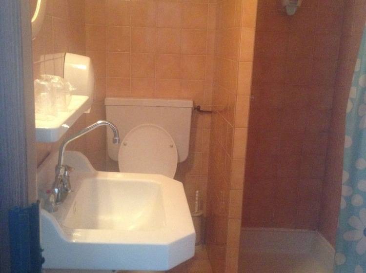 Отель Hôtel De Genève