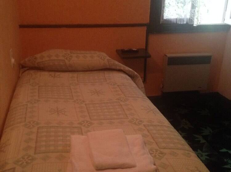 Отель Hôtel De Genève