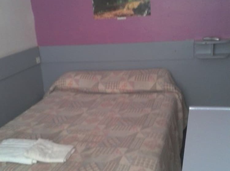 Отель Hôtel De Genève