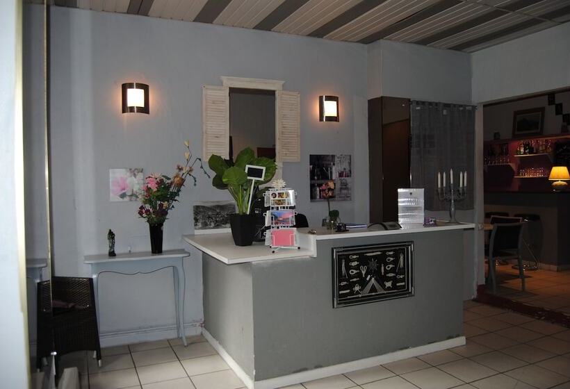 Отель Hôtel De Genève