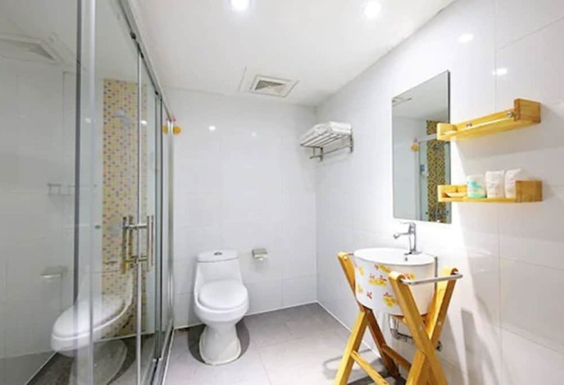 בית מלון כפרי Ln White House