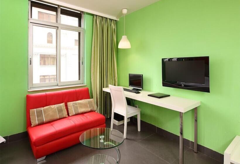 בית מלון כפרי Ln White House