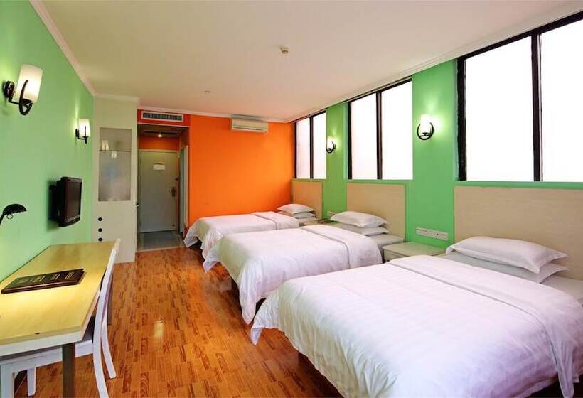 בית מלון כפרי Ln White House