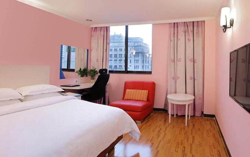 בית מלון כפרי Ln White House