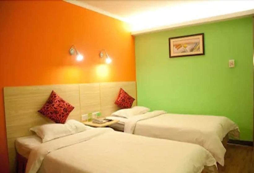 בית מלון כפרי Ln White House