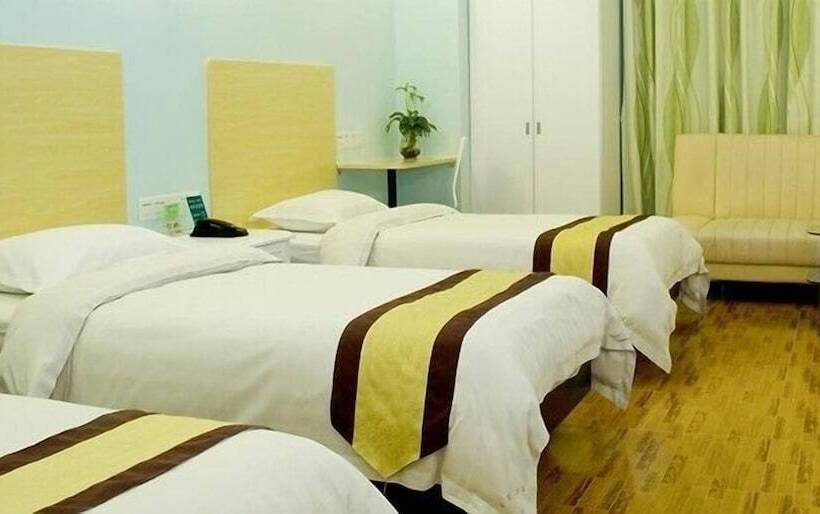 בית מלון כפרי Ln White House