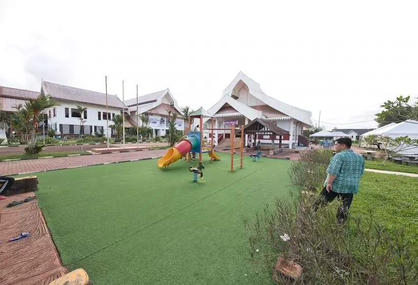 ホテル Noor Arfa River Chalet