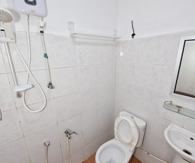 هتل Noor Arfa River Chalet