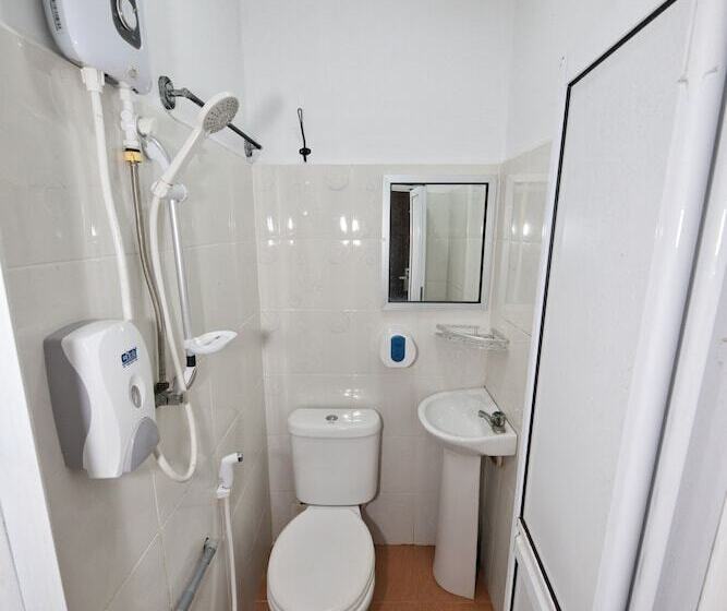 هتل Noor Arfa River Chalet