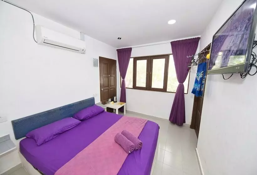 ホテル Noor Arfa River Chalet
