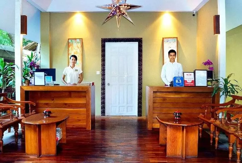 هتل Oasis  Bagan