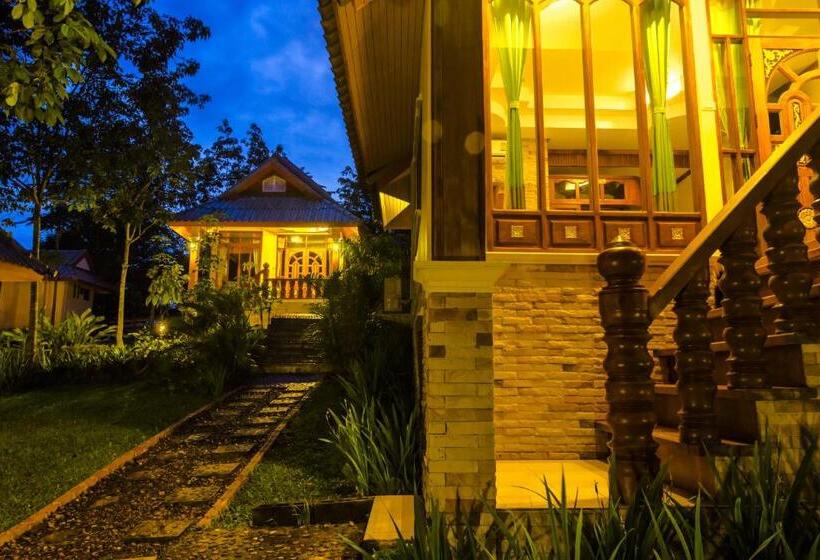 호텔 Mont Goei Pai