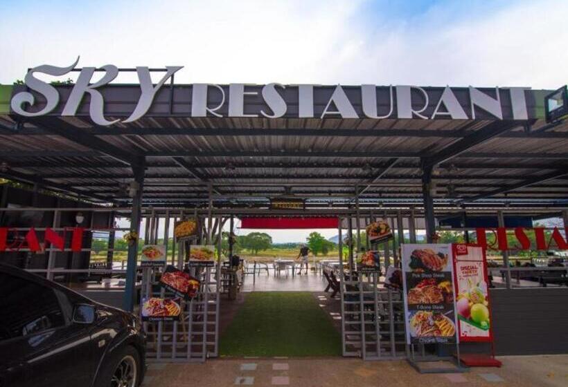 فندق Sky Resort Kanchanaburi