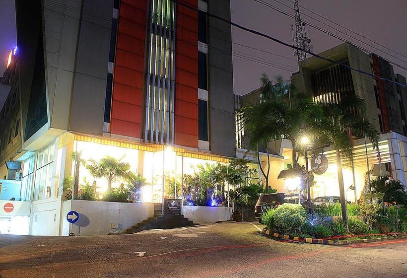 Hotel Zen Premium Setrawangi Raya