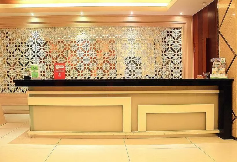 Hotelli Zen Premium Setrawangi Raya