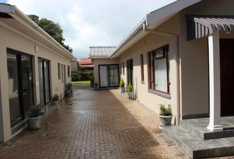 Metime Guesthouse & Self Catering