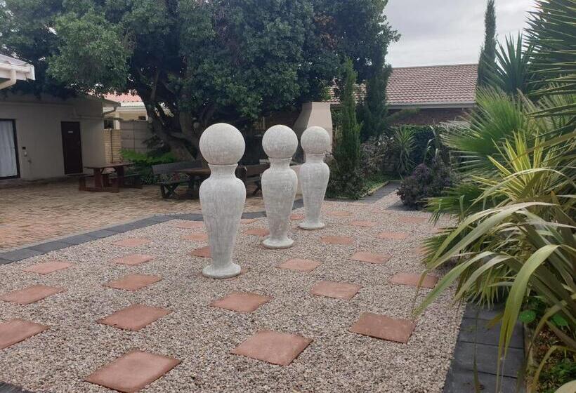 Metime Guesthouse & Self Catering