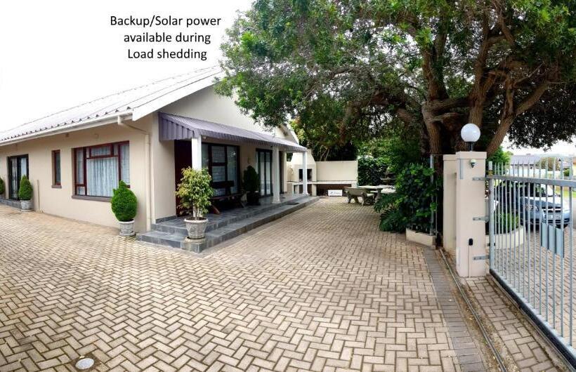 Metime Guesthouse & Self Catering