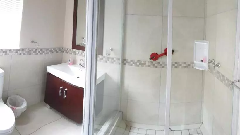 Metime Guesthouse & Self Catering
