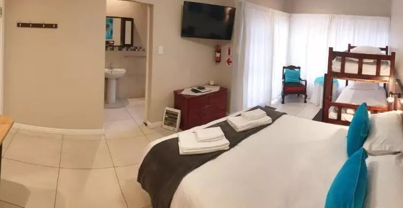 Metime Guesthouse & Self Catering