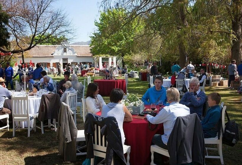 بنسيون Montpellier De Tulbagh