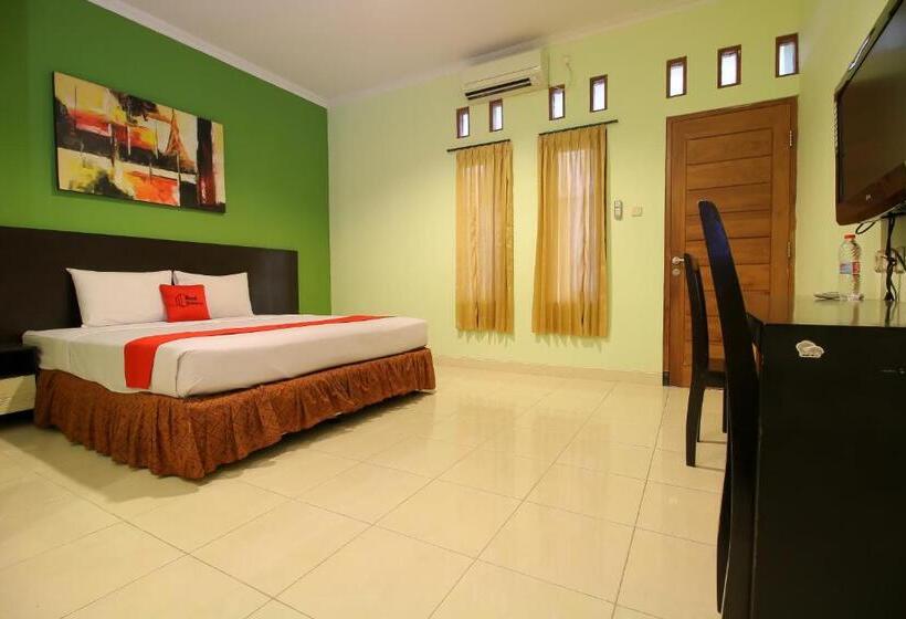 بنسيون Reddoorz Plus @ Taman Siswa 2