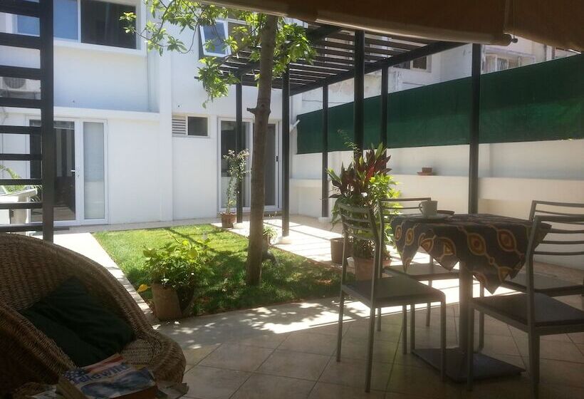 ペンション The Quiet Corner Guest House