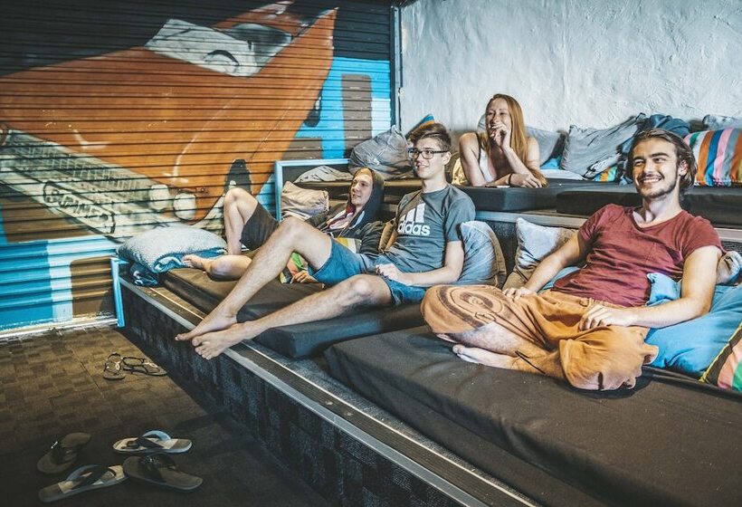 Общежитие Summer House Kings Cross