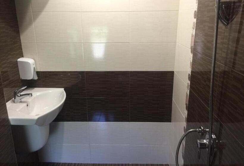 בית מלון כפרי Chamishki