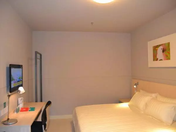 ホテル Jinjiang Inn Nanchang Bayi Square Yongshu Road