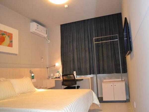 בית מלון כפרי Jinjiang Inn Nanchang Bayi Square Yongshu Road