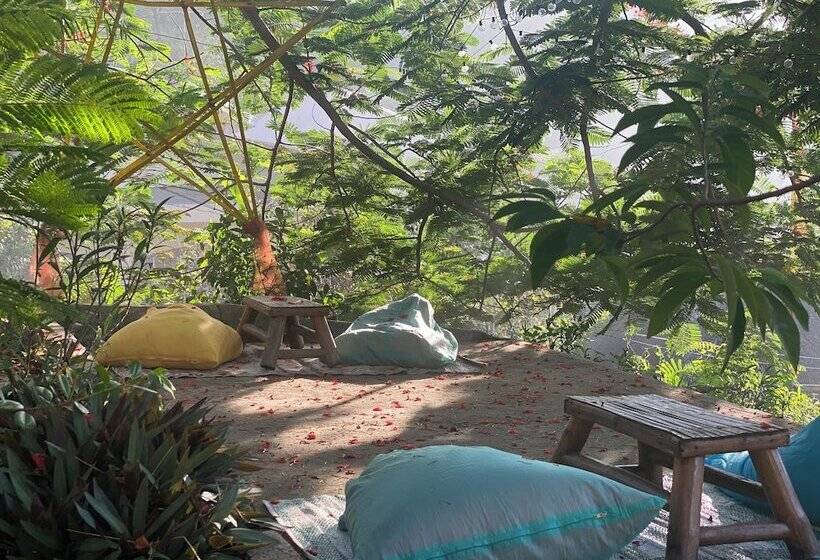 Общежитие Rustique Rue