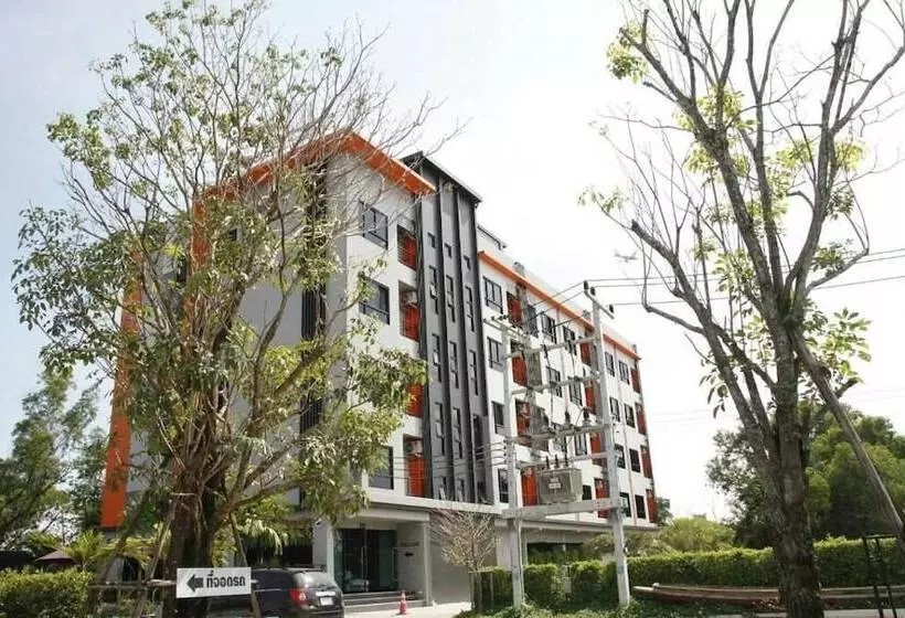 ホテル Baan Bangkok 97