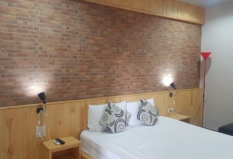 Hotel Baan Bangkok 97