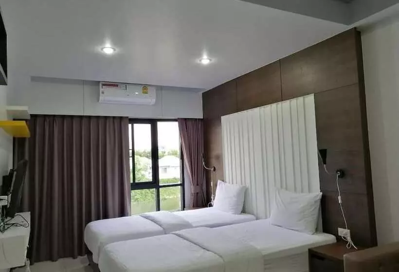 ホテル Baan Bangkok 97