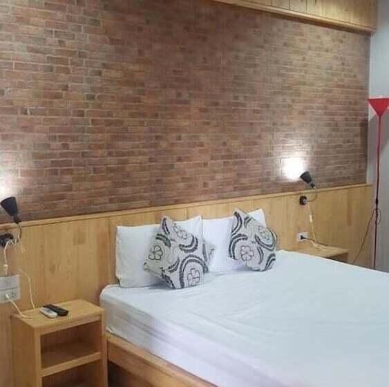 Hotel Baan Bangkok 97