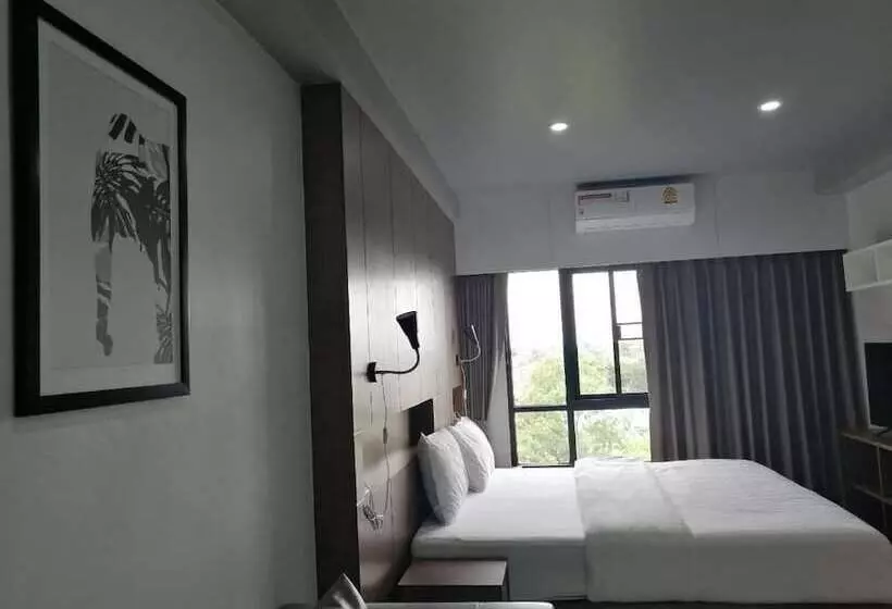 ホテル Baan Bangkok 97