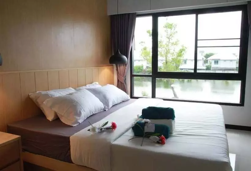 ホテル Baan Bangkok 97