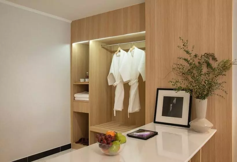 Hotelli Eastin Resort Rayong