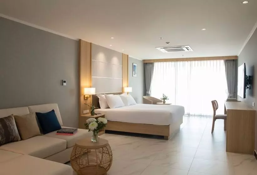 Hotelli Eastin Resort Rayong