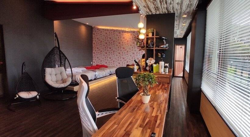 אתר נופש Hakonegora Guamdog Honten